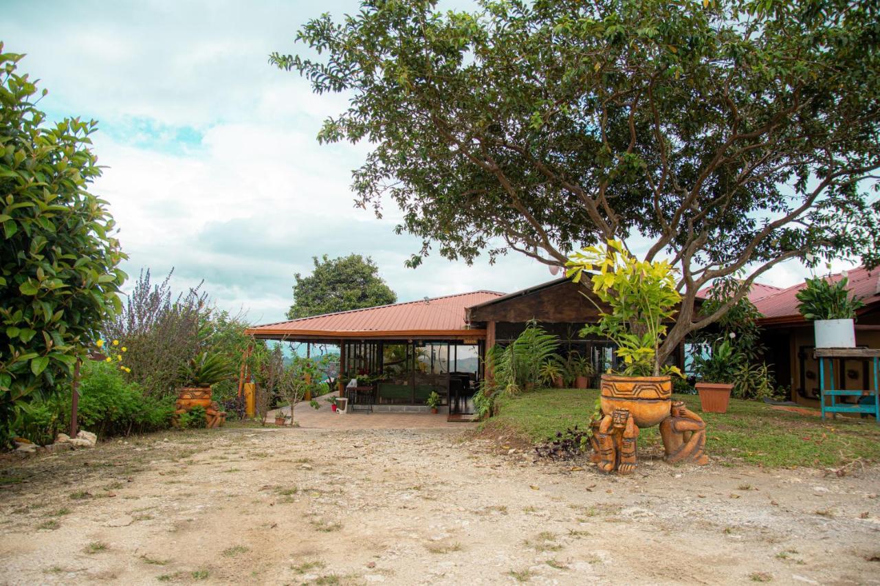 Pacuare Mountain Lodge Tres Equis Exterior photo