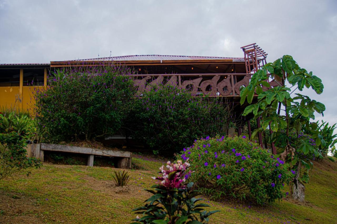 Pacuare Mountain Lodge Tres Equis Exterior photo